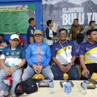 Ketua Umum KONI Tanjab Barat Jamal Darmawan Sie Bersama Ketua Pengkab PBSI Tanjab Barat dan Pengrov PBSI Jambi (hms)